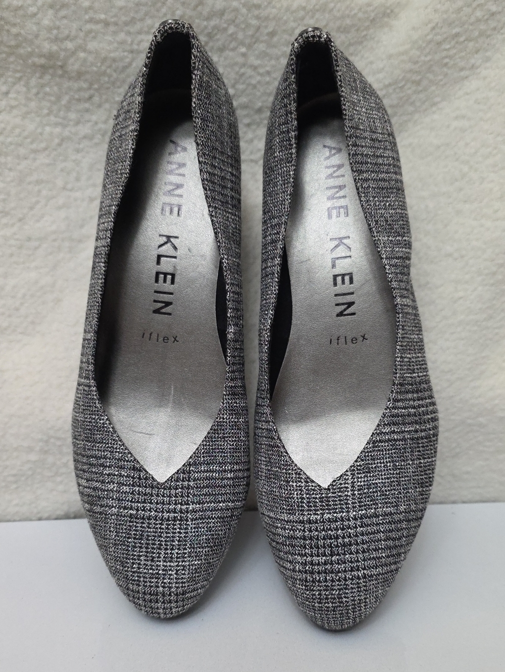 Anne Klein Davey Gray Textured Pointed-Toe Heels - 7.5
